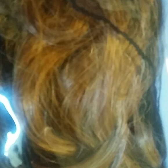 Half wig - Picture 3 of 3